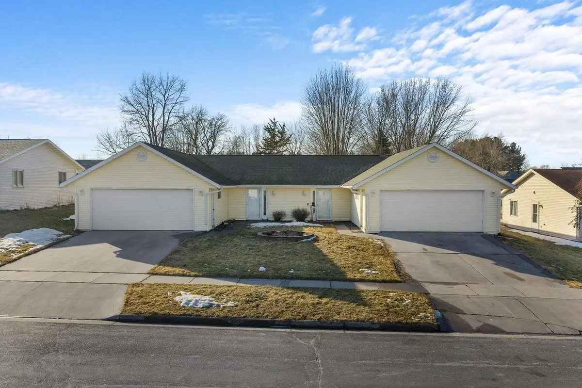 506-508 Alexander Avenue, Reedsburg, WI 53959 - #1