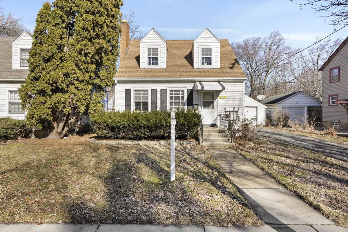718 W Olin Avenue, Madison, WI 53715 - #1