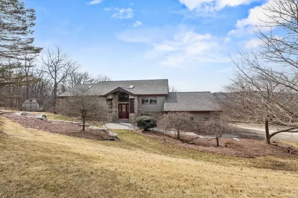 3361 North Road, Blue Mounds, WI 53517