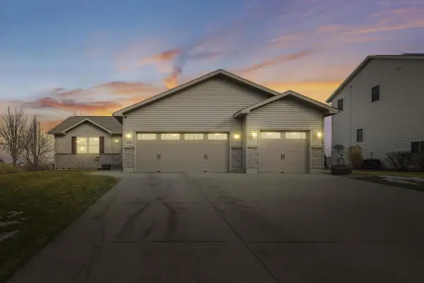 1426 Chadsworth Drive, Sun Prairie, WI 53590