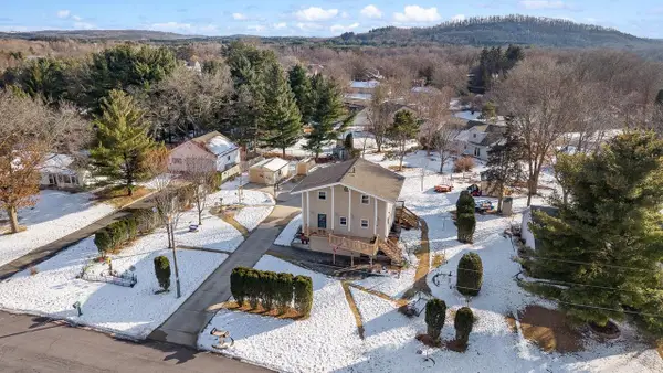 W10707 Airport Drive, Lodi, WI 53555