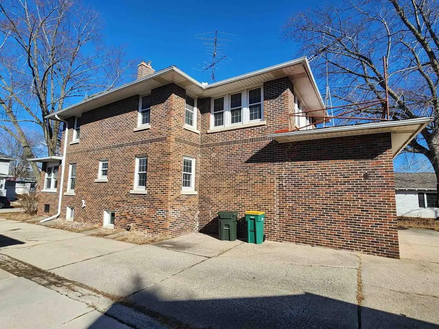 464 Ruggles Street, Fond Du Lac, WI 54935 - #3