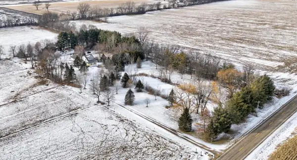 429 State Hwy 138 Road, Stoughton, WI 53589