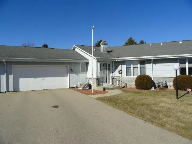 4025 Mackinac Dr, Janesville, WI 53546 - #3