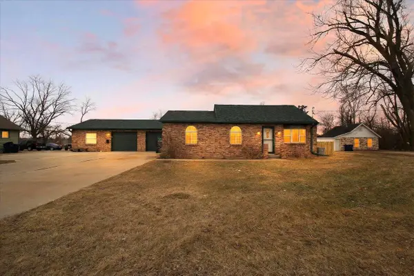 2505 Center Avenue, Janesville, WI 53546