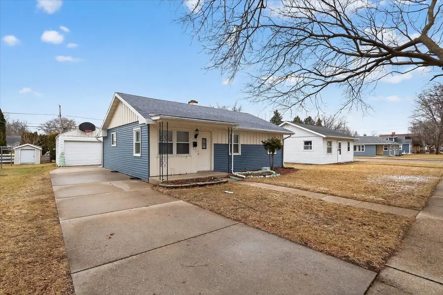 1406 S Grant Avenue, Janesville, WI 53546 - #2