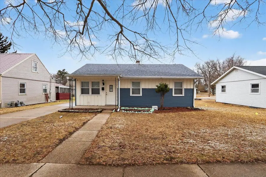 1406 S Grant Avenue, Janesville, WI 53546 - #3