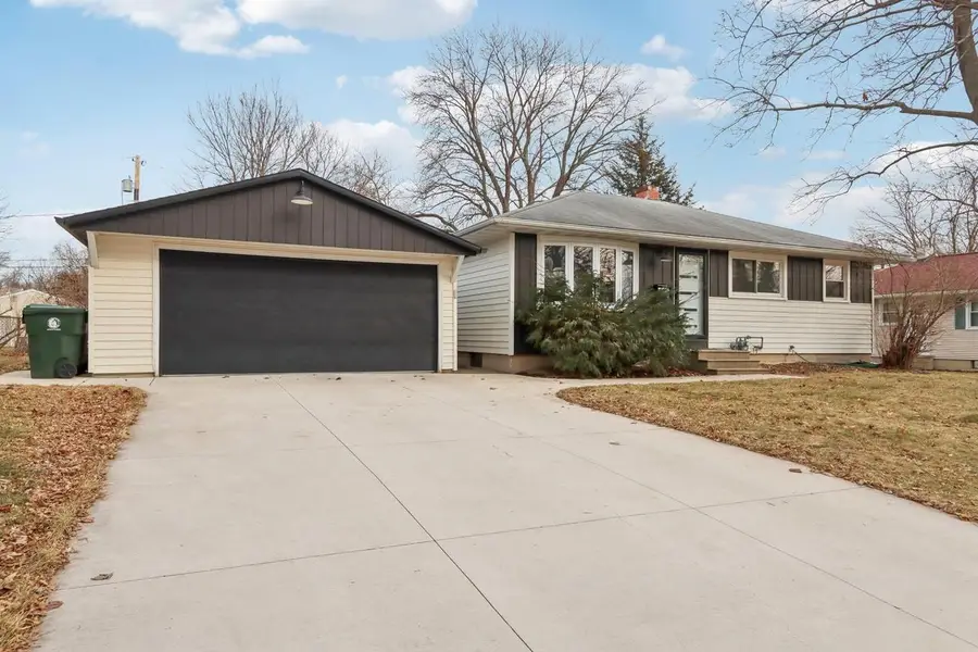 1133 Bonnie Lane, Madison, WI 53716 - #2