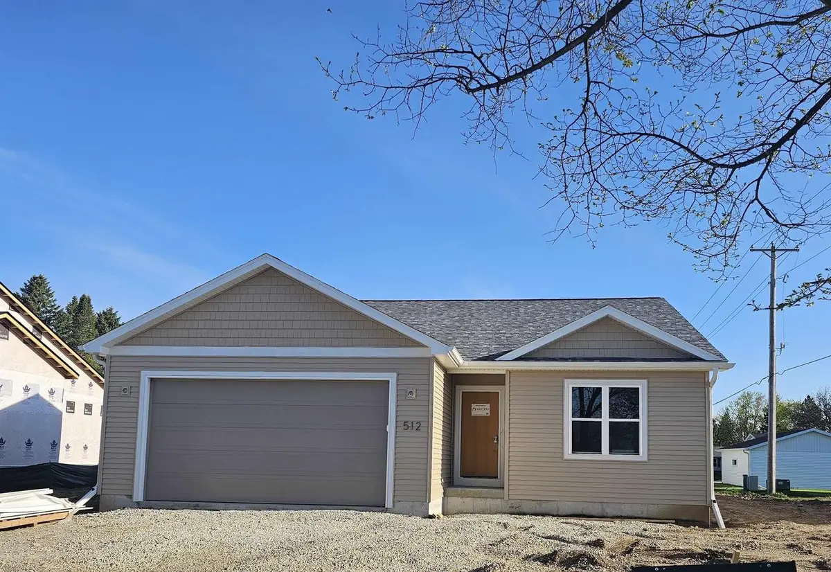 512 Village Lane, Ripon, WI 54971 - #1