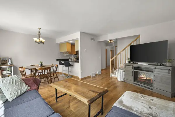 203 N Musket Ridge Drive, Sun Prairie, WI 53590