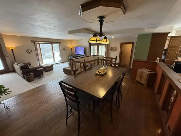 E11616 N Reedsburg Road, Baraboo, WI 53913