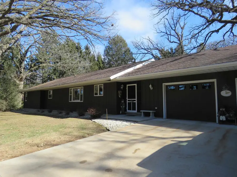 N8582 Pine Road, Beaver Dam, WI 53916 - #2