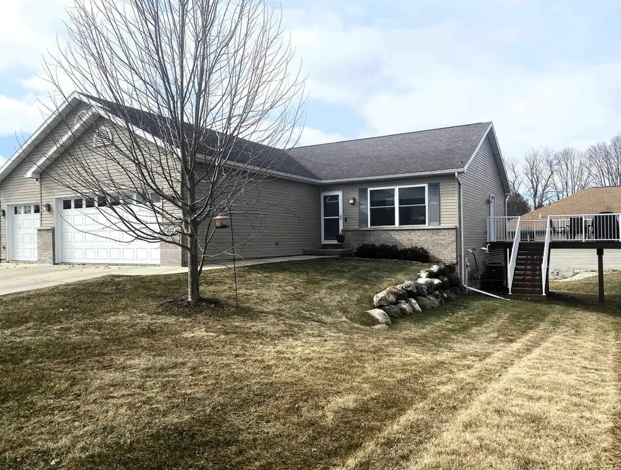 212 Ridgeview Lane, Columbus, WI 53925 - #3