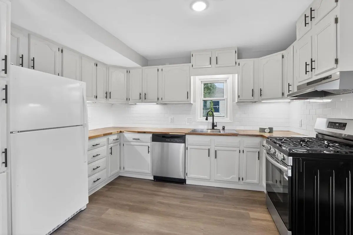 209 E Lakeview Avenue, Madison, WI 53716 - #1