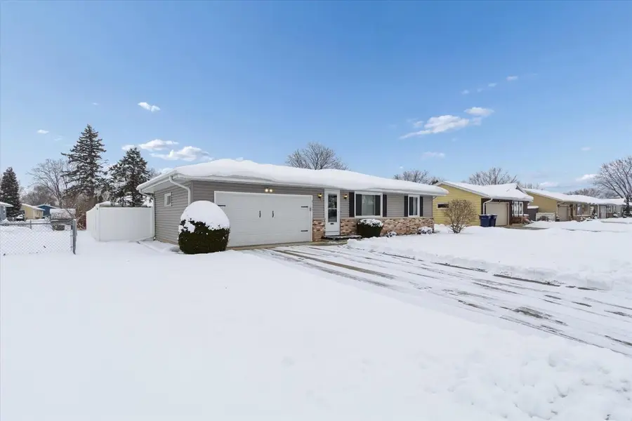 2117 S Arch Street, Janesville, WI 53546 - #2