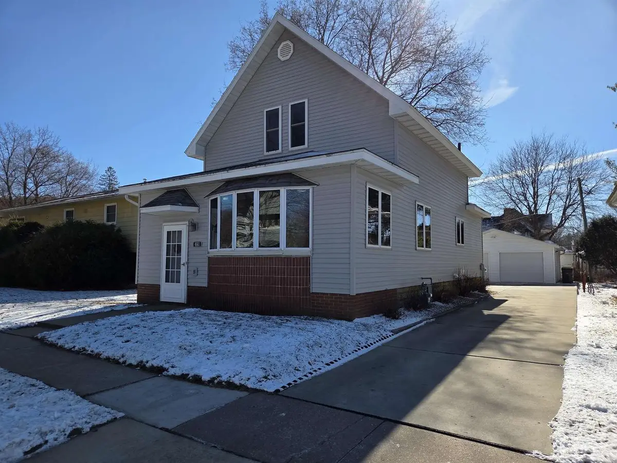 461 E Haseltine Street, Richland Center, WI 53581 - #1