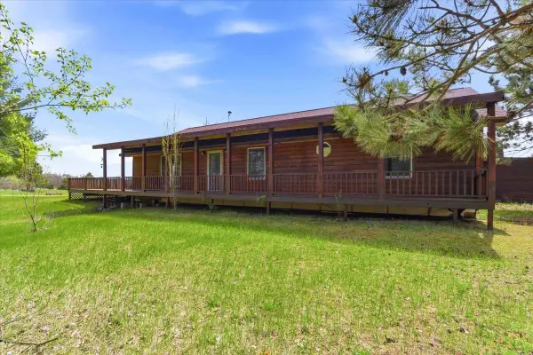 W8731 Ember Avenue, Oxford, WI 53952