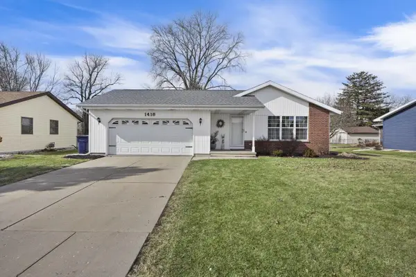 1418 S Walnut Street, Janesville, WI 53546