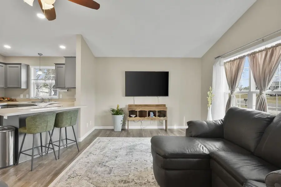 1418 S Walnut Street, Janesville, WI 53546 - #3