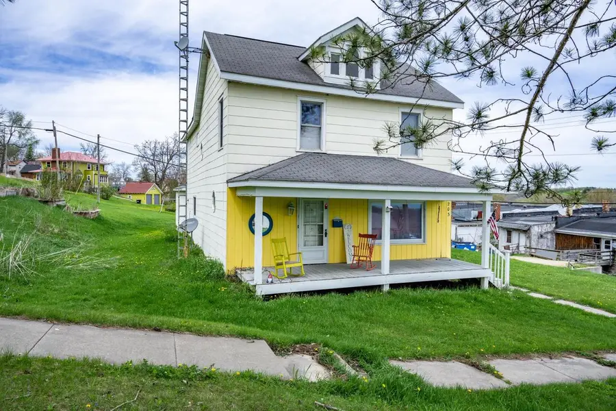 203 Franklin Street, Elroy, WI 53929 - #2
