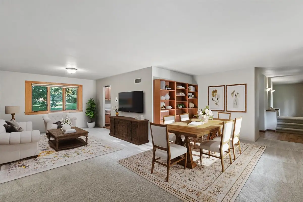 571 S Hillcrest Drive, Verona, WI 53593 - #1