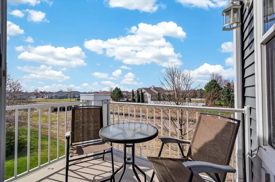 3272 Stonecreek Drive, Madison, WI 53719 - #2