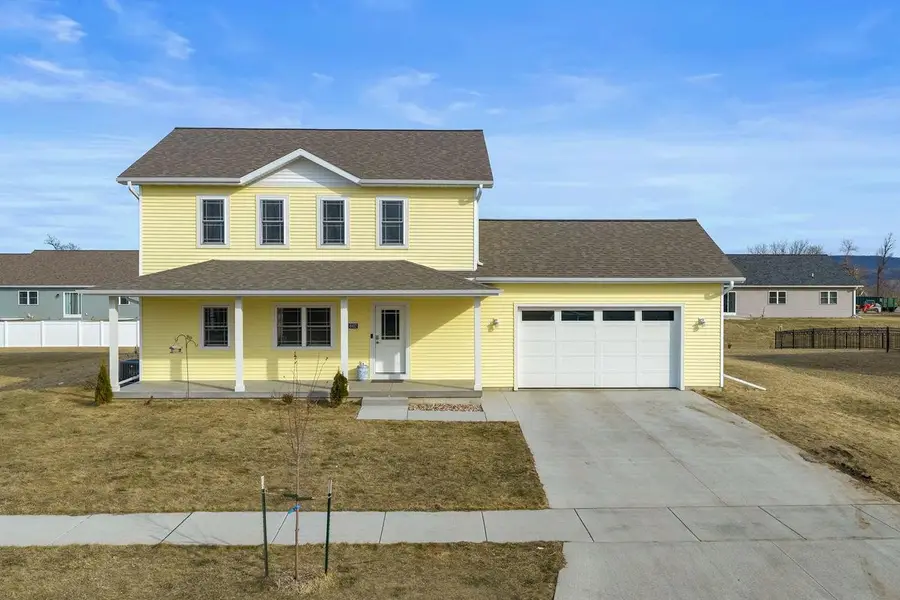 602 Eisenhower Street, Baraboo, WI 53913 - #2