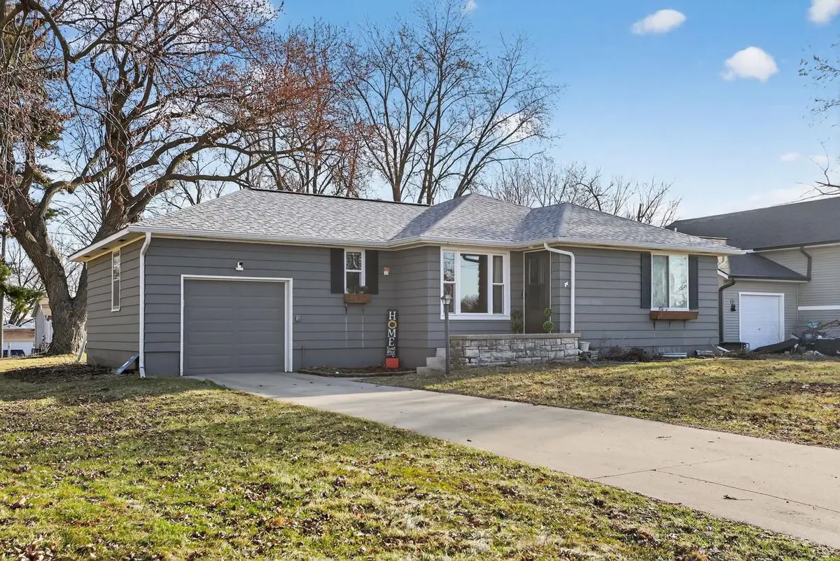 1429 Macarthur Road, Madison, WI 53714 - #1