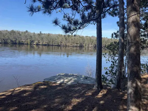 1 Cedar Trail #1, Wisconsin Dells, WI 53965