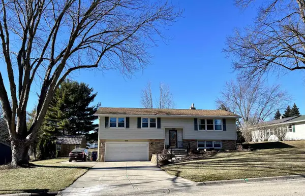 639 Sussex Drive, Janesville, WI 53546
