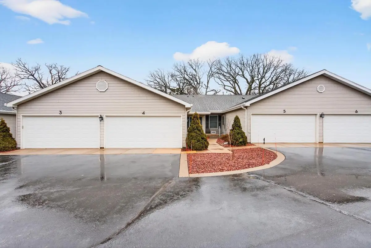 511 Griswold Street #4, Ripon, WI 54971 - #1