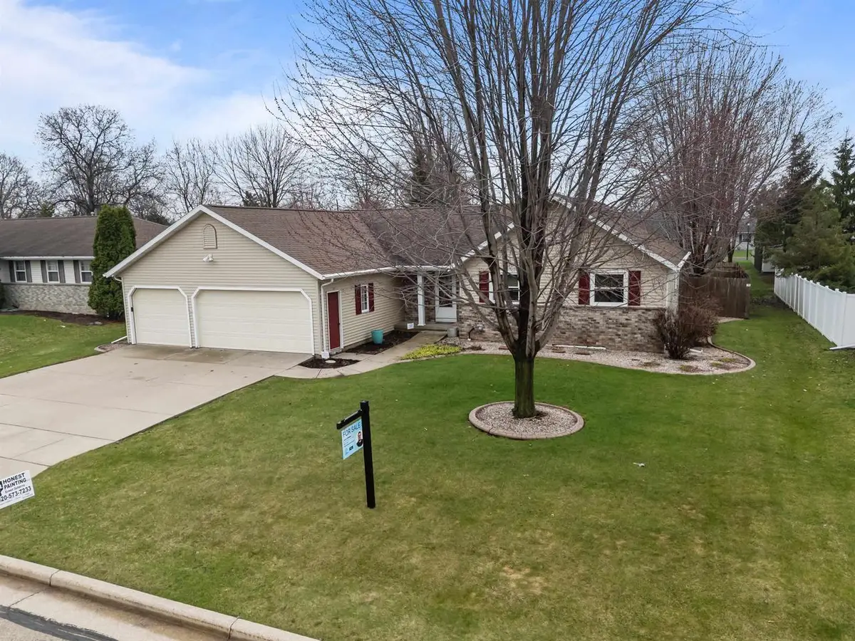2003 Deer Haven Drive, Menasha, WI 54952 - #1