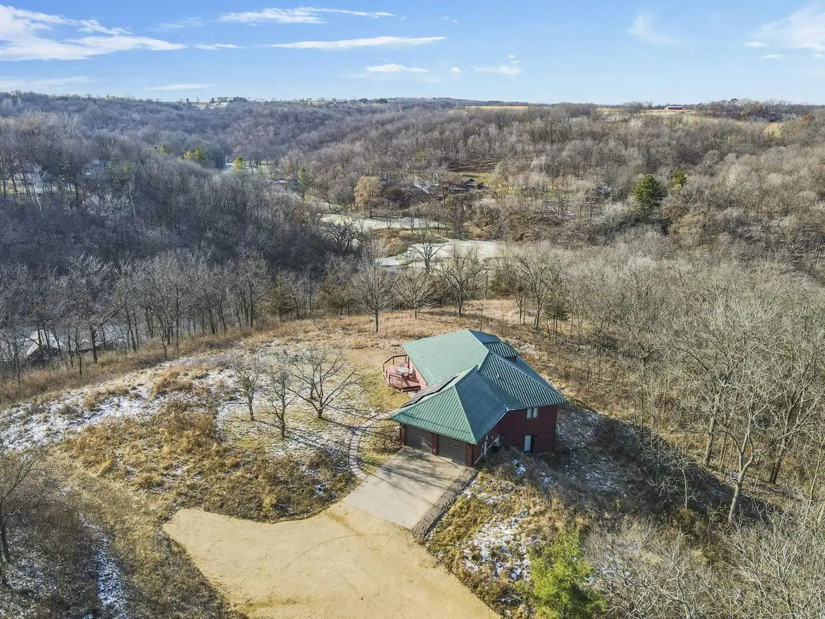 4250 Green Leaf Drive, Dodgeville, WI 53533 - #1