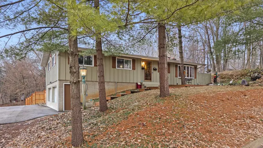 W9477 Parkway Drive, Poynette, WI 53955 - #2