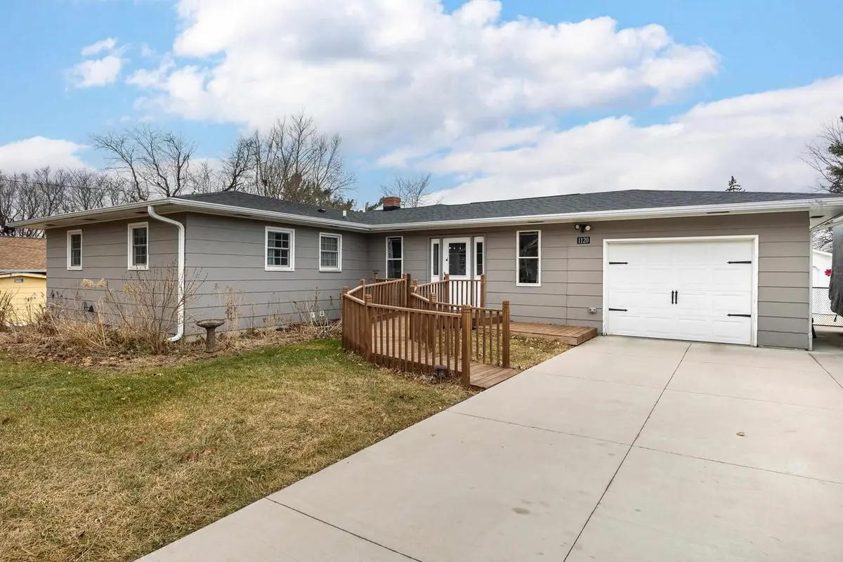 1120 Eastman Street, Platteville, WI 53818 - #1