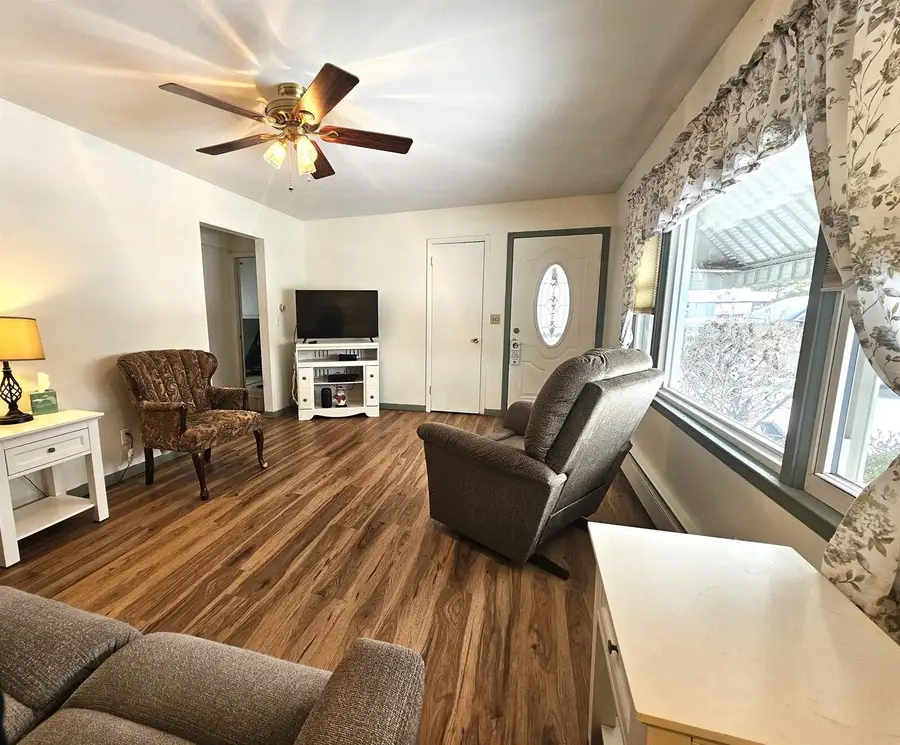 631 Maxon Street, Waupun, WI 53963 - #3