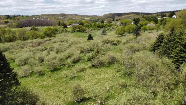 L615 Rhine Drive, La Valle, WI 53941