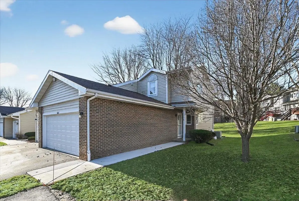 308 Castle Oaks Crossing, Waunakee, WI 53597 - #1