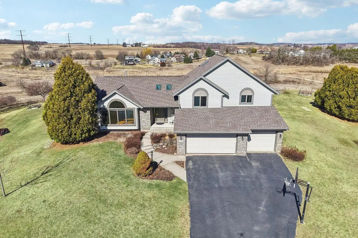 8580 Stonebrook Circle, Middleton, WI 53562 - #1