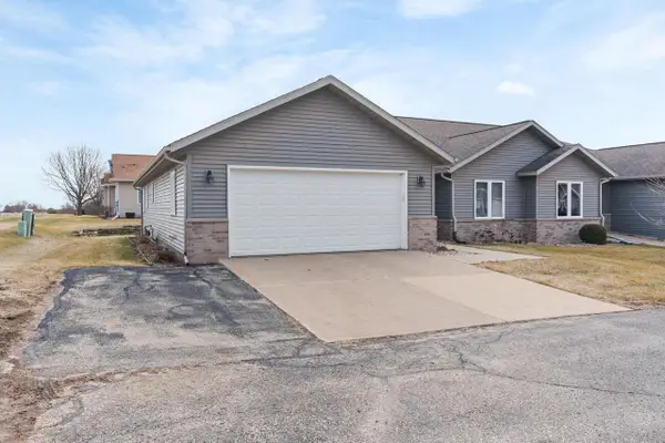 126 Jennifer Circle, Mount Horeb, WI 53572