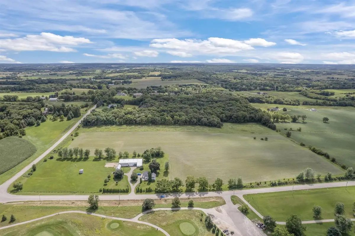 5431 Lincoln Road, Oregon, WI 53575 - #1