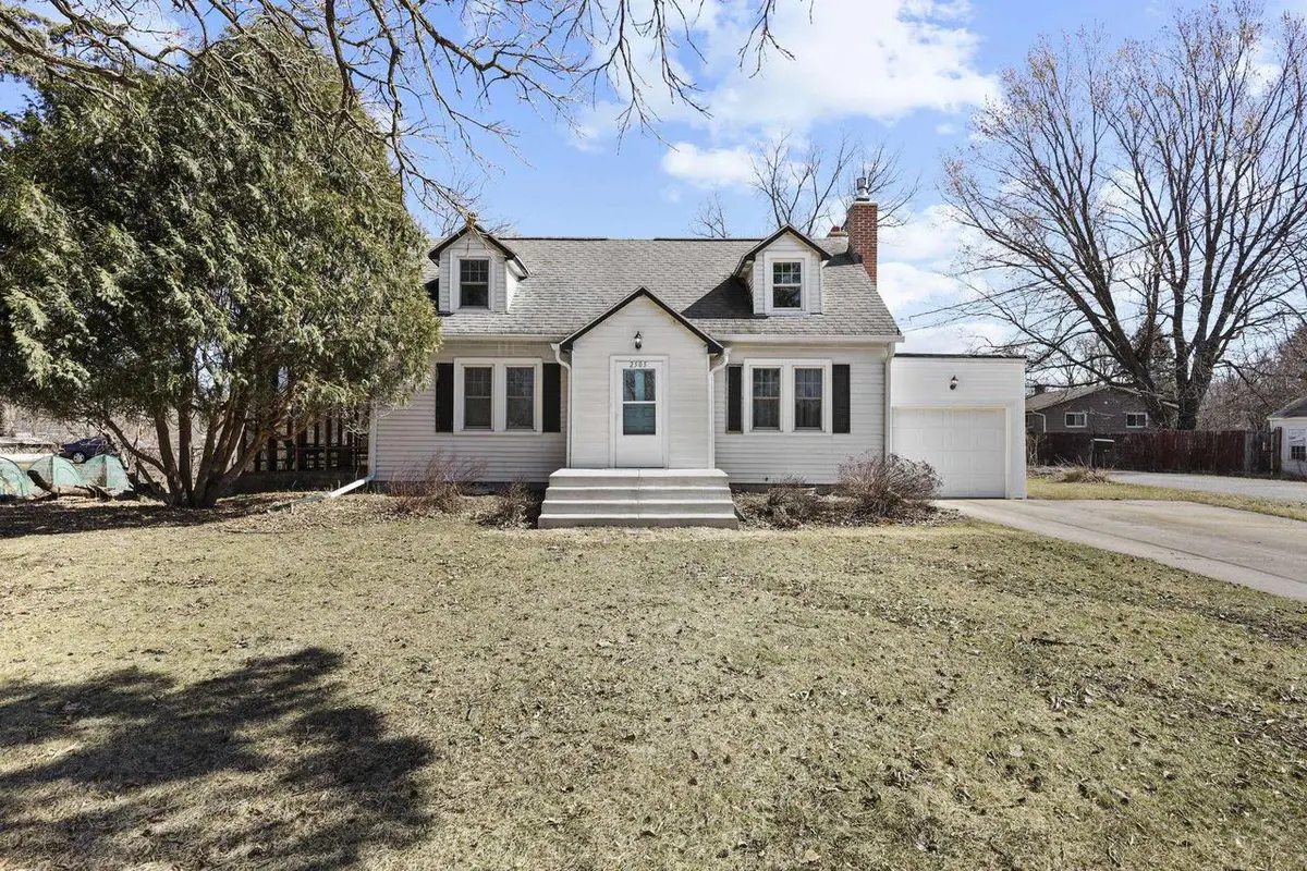 2505 Badger Lane, Madison, WI 53713 - #1