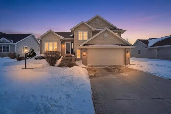 124 Cedar Street, Brooklyn, WI 53521