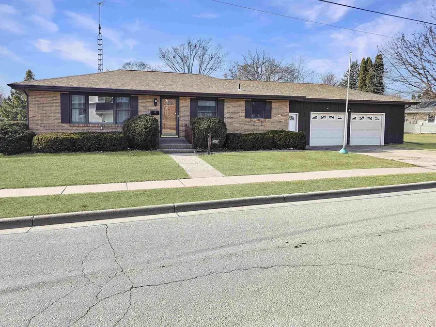 620 Elm Street, Platteville, WI 53818 - #2