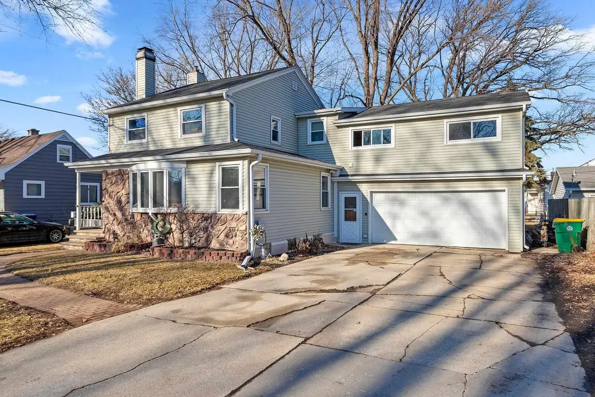 870 Waverly Place, Green Bay, WI 54304 - #1