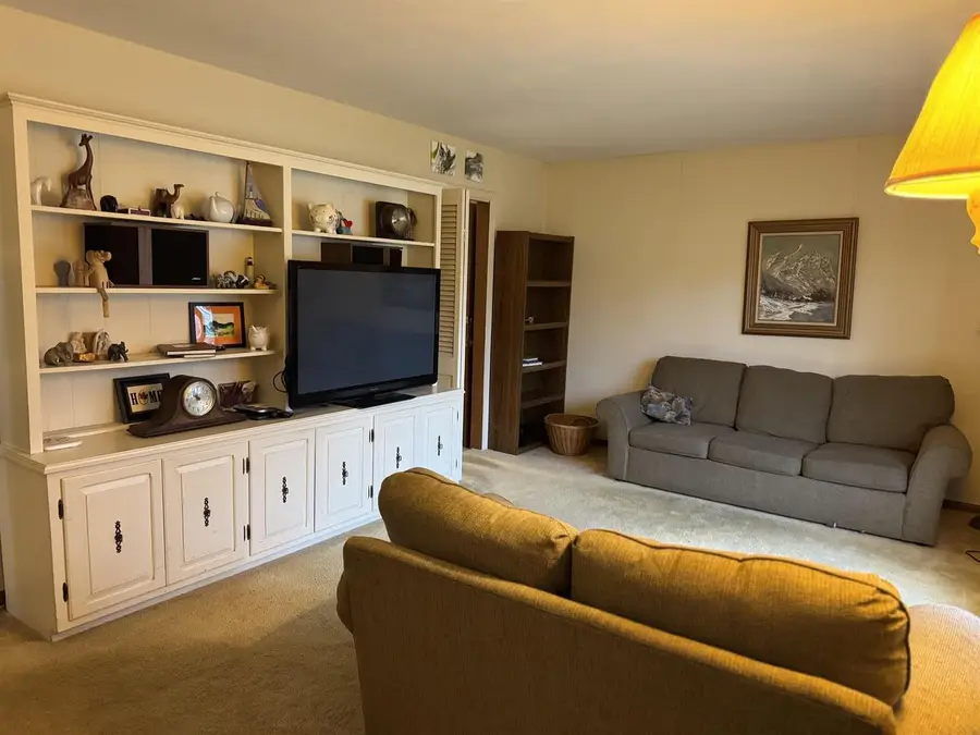 413 Colby Court, Janesville, WI 53546 - #3