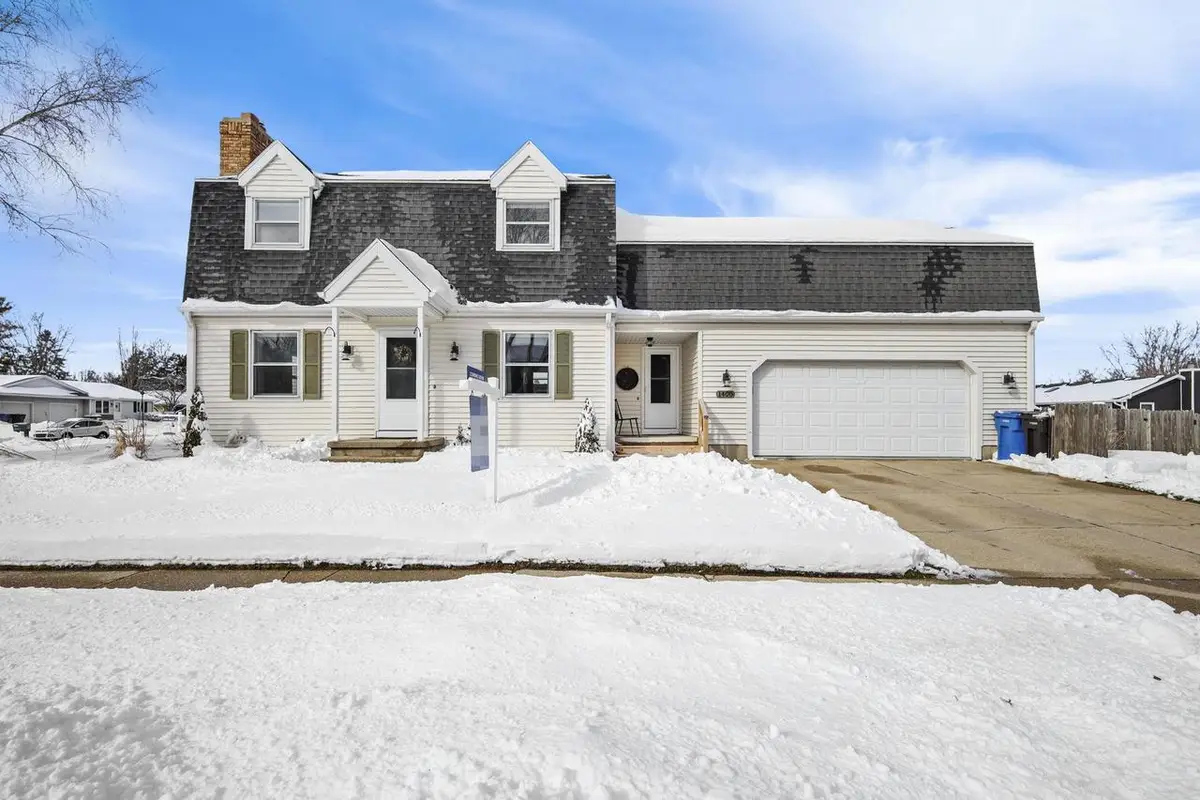 1400 Wexford Dr/ 1020 S Division Street, Waunakee, WI 53597 - #1