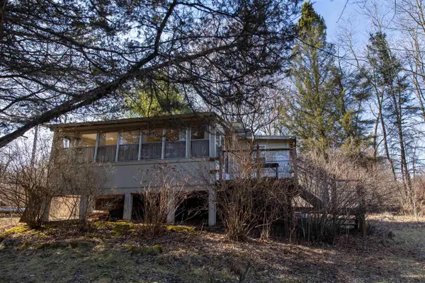 198 S Fern Lane, Oxford, WI 53952