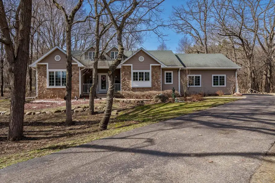 4455 Pheasant Run, Janesville, WI 53546 - #2