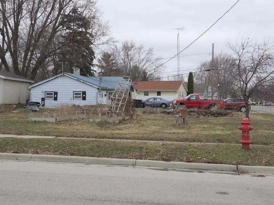 245 Plymouth Street, Jefferson, WI 53549 - #3